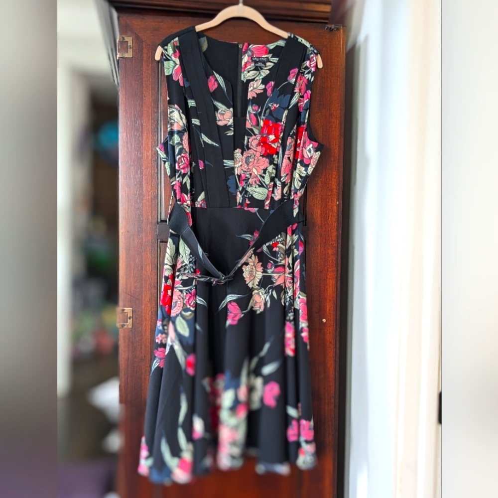 NWT City Chic Plus Belted Floral Dress 18W